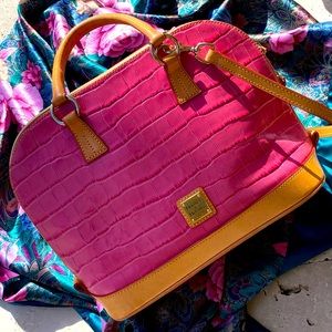 DOONEY & BOURKE DARCY SATCHEL BUBBLE GUM PINK PEBBLED LEATHER W/STRAP EUC